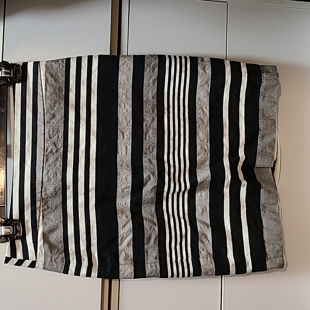 Gray white and black striped banana republic pencil skirt